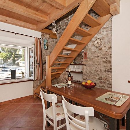 Seaside Holiday House Maslinica, Solta - 13965 Grohote Exterior photo